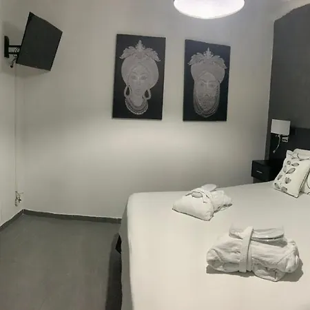 Camilla Guest house